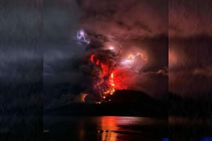 Vulcão entra em erupção na Indonésia