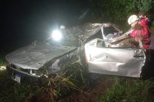 Chuvas no Rio Grande do Sul: corpo é resgatado em carro levado pela enxurrada