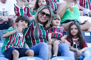 Família chega para jogo entre Sampaio Corrêa e Fluminense pela terceira fase da Copa do Brasil em Cariacica ES - Metrópoles Sports