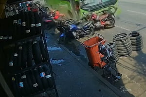 Ônibus atropela e mata homem que mexia em motos no Rio de Janeiro