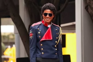 Jafaar Jackson como Michael Jackson em cinebiografia - Metrópoles