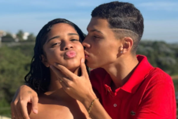 Ruan de Farias com Bruna Gabriella, influenciadora de 12 anos que causou polêmica