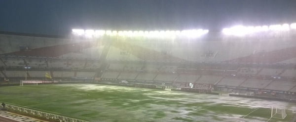 Chuva em Buenos Aires suspende Argentina x Brasil pelas Eliminatórias
