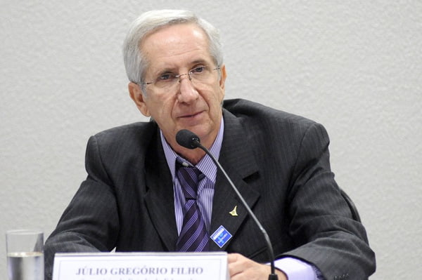 Júlio Gregório, secretário de Educação do DF