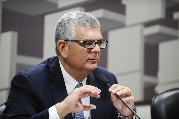 Depois de consulta da ANP, Petrobras pode rever política de aumentos