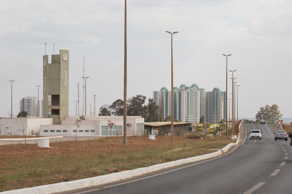 Avenida dos Pioneiros, no Gama, será pavimentada, anuncia GDF