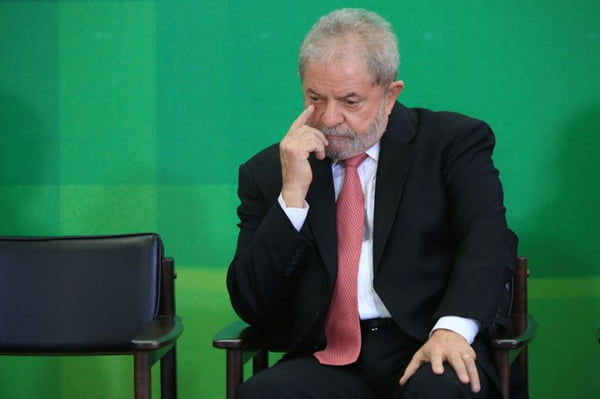 Lula suspensão