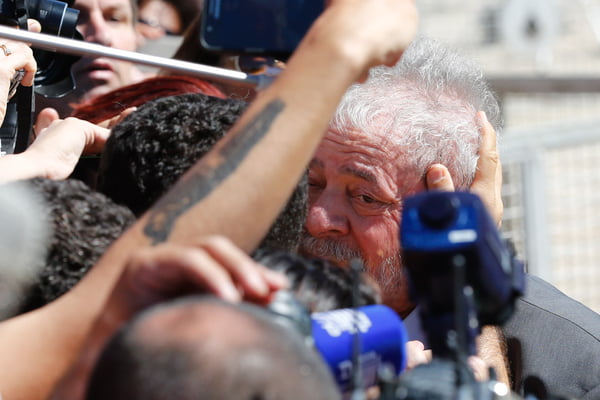 Procurador: Lula liderou “organização criminosa” para obstruir Justiça