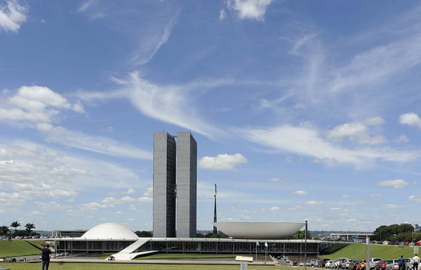 LBJR_manifestacao-pro-impeachment-na-alameda-das-bandeiras-em-Brasilia_30032016001