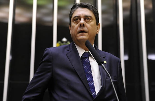 Deputados-que-irao-participar-da-comissao-de-impeachment-contra-Dilma-Rousseff_11082015014