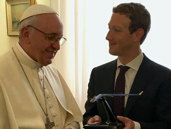 Papa Francisco e Mark Zuckerberg