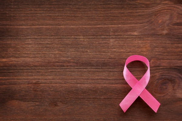 Câncer de mama laço rosa