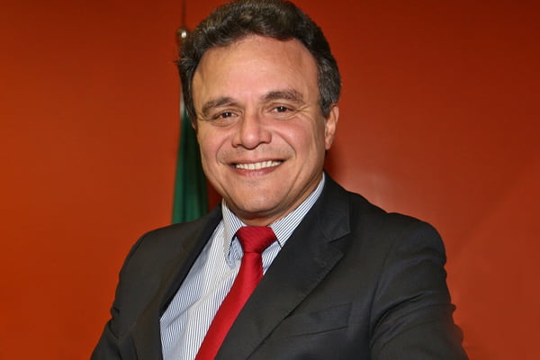 Zenaldo Coutinho