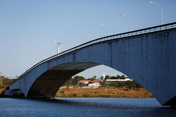 Ponte Honestino Guimarães no Lago Sul – Brasília(DF), 17/06/2016