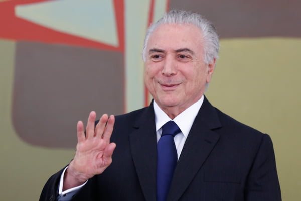 O presidente Michel Temer entregou condecorações a 11 colombianos que auxiliaram no resgate às vítimas do voo da Chapecoense  – Brasília – DF 16/12/2016