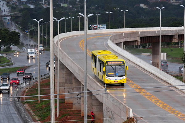Ônibus do BRT-Sul