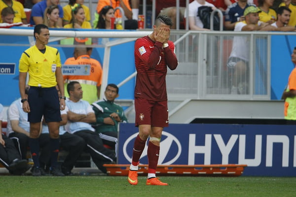 Portugal enfrenta Gana na Copa