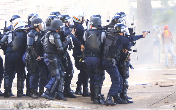 policia militar tiro manifestantes