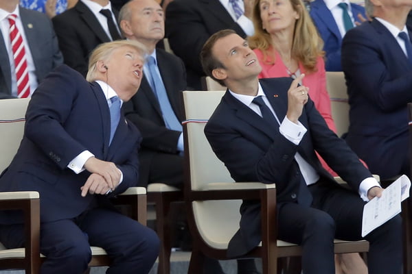 Ao lado de Macron, Trump comemora Dia da Bastilha em Paris