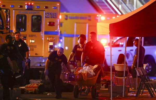 Tiroteio deixa ao menos 50 mortos e centenas de feridos em Las Vegas