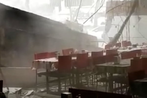 Restaurante destruído