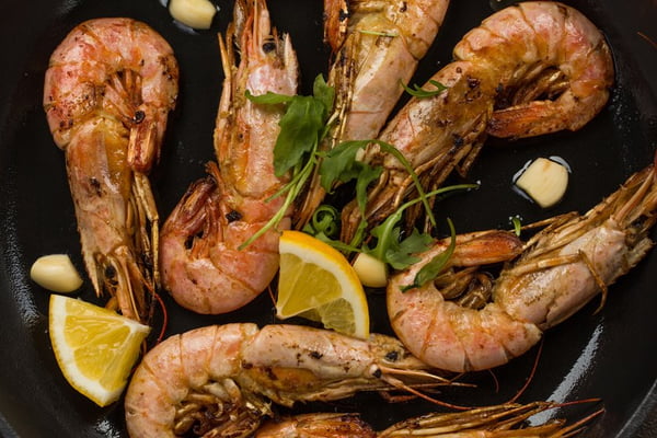 Prawns Shrimps roasted with lemon and garlic