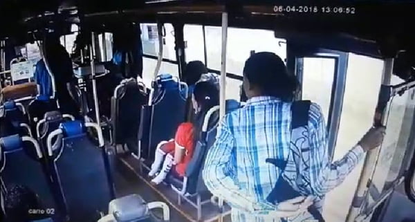 Assalto a ônibus