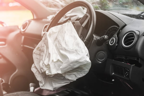 Quase 3 milhões de carros com defeito no airbag rodam pelo país