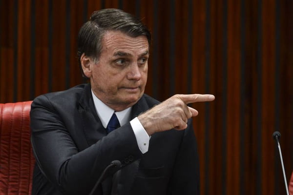 Bolsonaro: liberar armas inicia processo para garantir legítima defesa