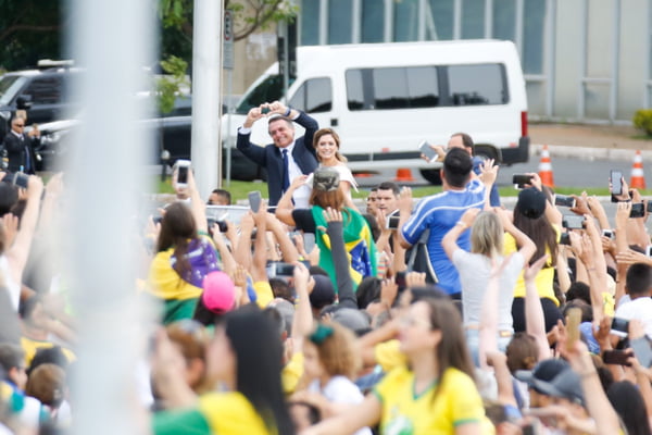 Bolsonaro e a primeira-dama durante cerimônia de posse