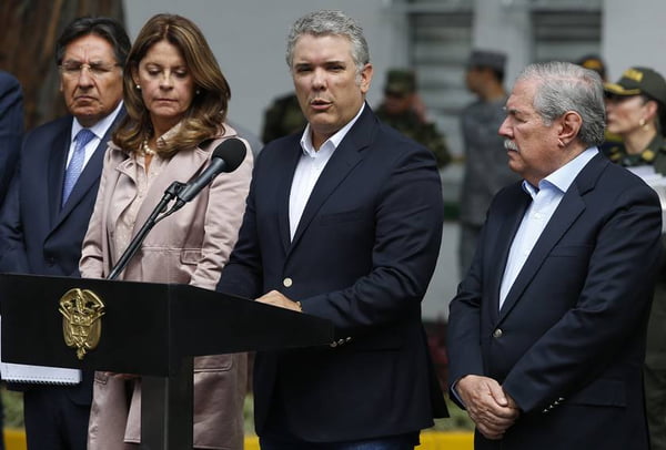 Ex-líderes das Farc anunciam retorno à luta armada na Colômbia