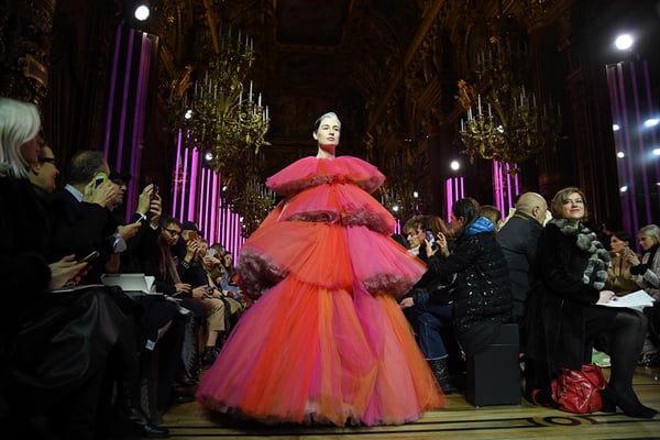 Schiaparelli : Runway – Paris Fashion Week – Haute Couture Spring Summer 2019