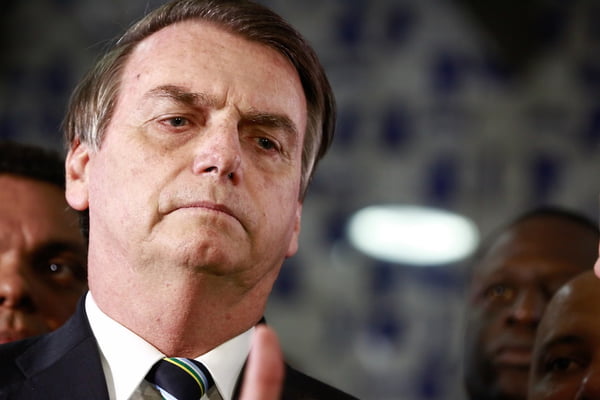 Bolsonaro apresenta Projeto de lei para mudança na carteira de motorista