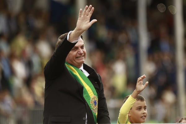 O presidente Jair Bolsonaro em seu primeiro desfile de 7 de Setembro na Esplanada dos Ministérios