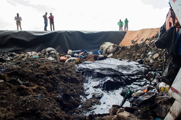 Óleo retirado de praias vira combustível para indústria em Pernambuco