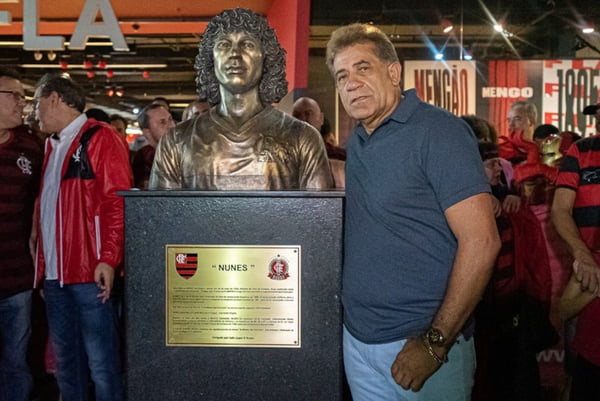 Flamengo busto de Nunes