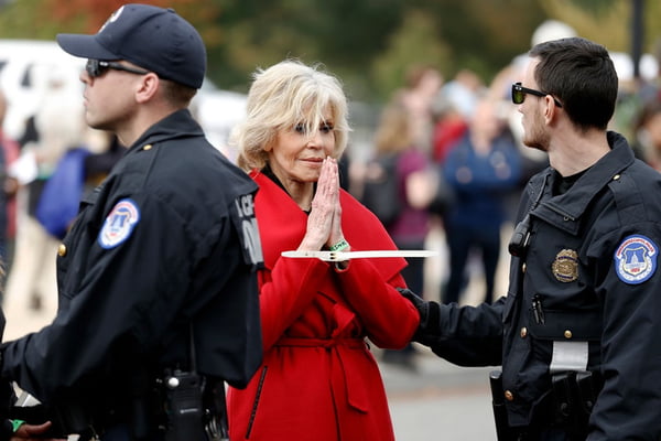 Jane Fonda – “Fire Drill Friday” Climate Change Protest