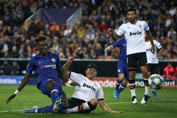 Valencia CF v Chelsea FC: Group H – UEFA Champions League