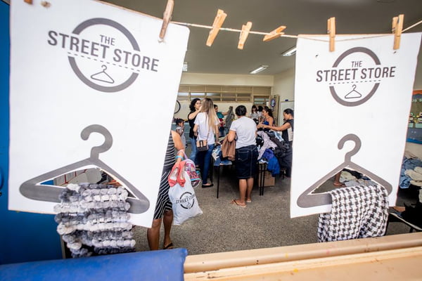 The Street Store DF recebe doações para evento em 07 de dezembro