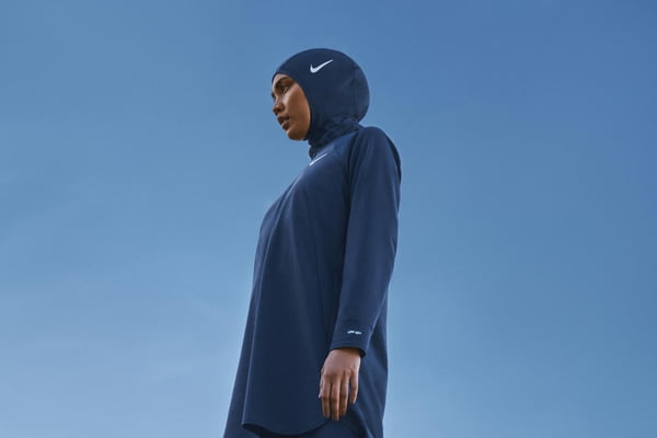 Nike anuncia coleção de roupas modestas para esportes na água