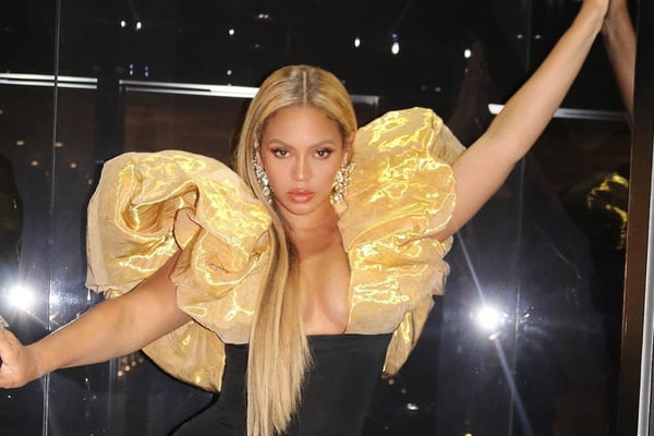 Veja 10 marcas e estilistas brasileiros que conquistaram Beyoncé