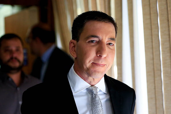 Justiça mantém decisão e manda que bolsonarista pague R$ 15 mil a Greenwald