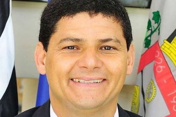 Conhecido por "Dr Tico", o secretário de Esporte de Ferraz de Vasconcelos (SP), Francisco Pereira de Brito, de 46 anos,