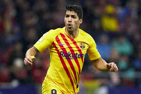 Luis Suárez com a segunda camisa do Barcelona