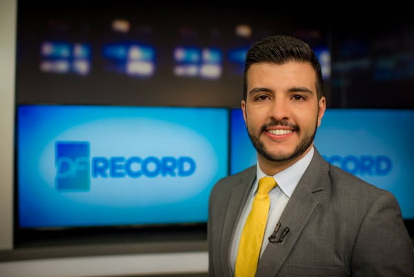 Matheus Ribeiro novo apresentador do DF Record