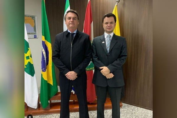 Bolsonaro e secretário de segurança do DF, Anderson Torres