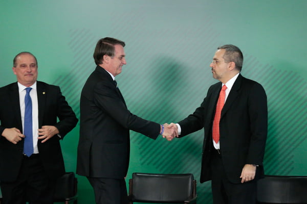 Cerimônia de Posse do Ministro de Estado da Educação, Abraham Bragança de Vasconcellos Weintraub e o presidente Bolsonaro