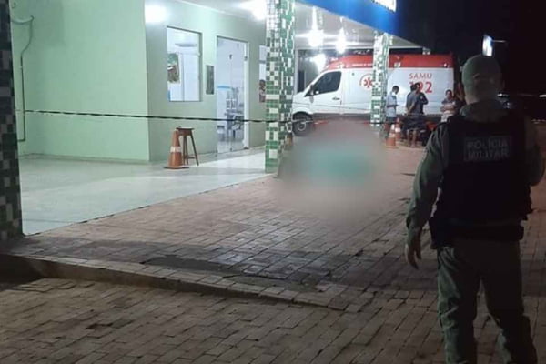 Jovem é assassinado no dia do aniversário em frente a hospital no Acre