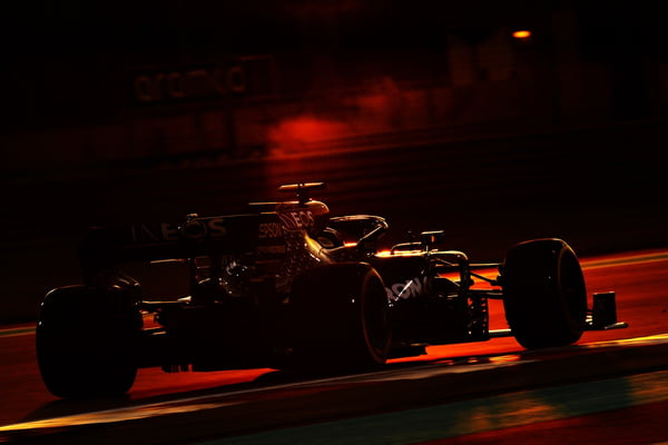 Carro do Hamilton na F1