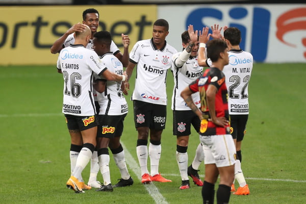 Corinthians vence o Sport